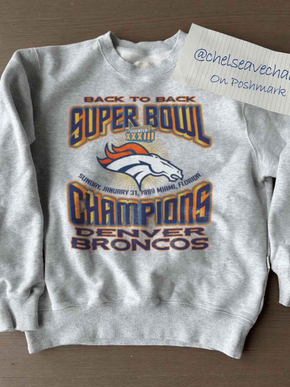 Vintage Denver Broncos Super Bowl Champions XXXIII Sweatshirt Football Shirt Tee